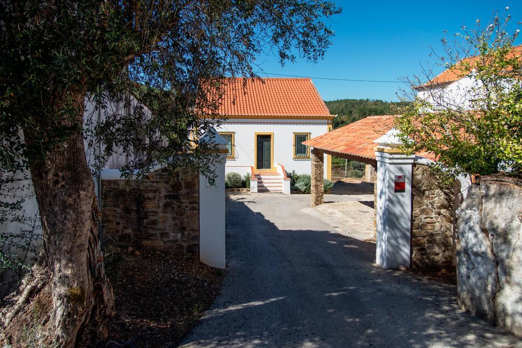 Hostal Quinta Da Eira Velha Aldeia do Mato  Exterior foto